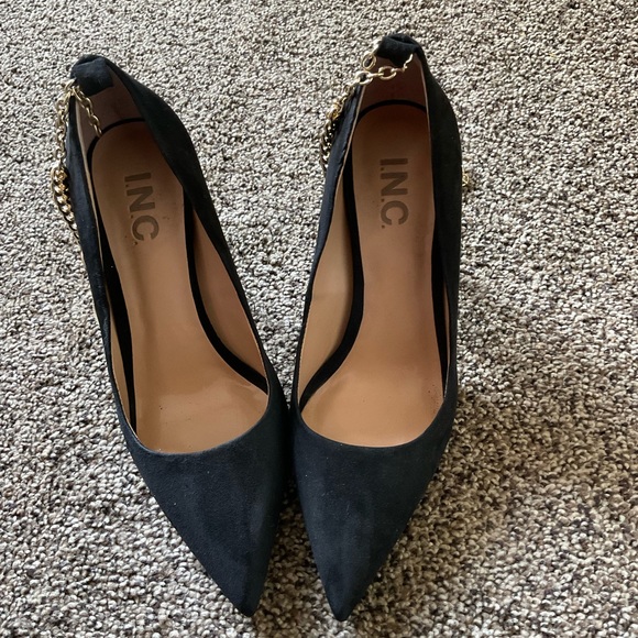 INC. Heels - Picture 4 of 4